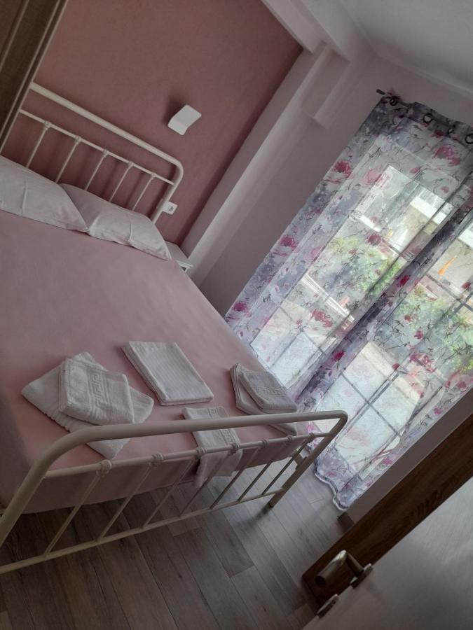 Perea White Suites Peraía エクステリア 写真